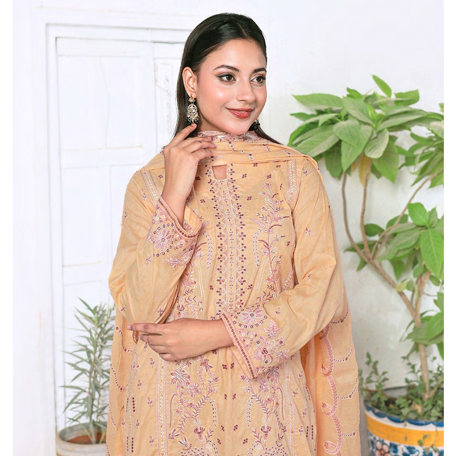 MAHERBANO BLANCHEDALMOND