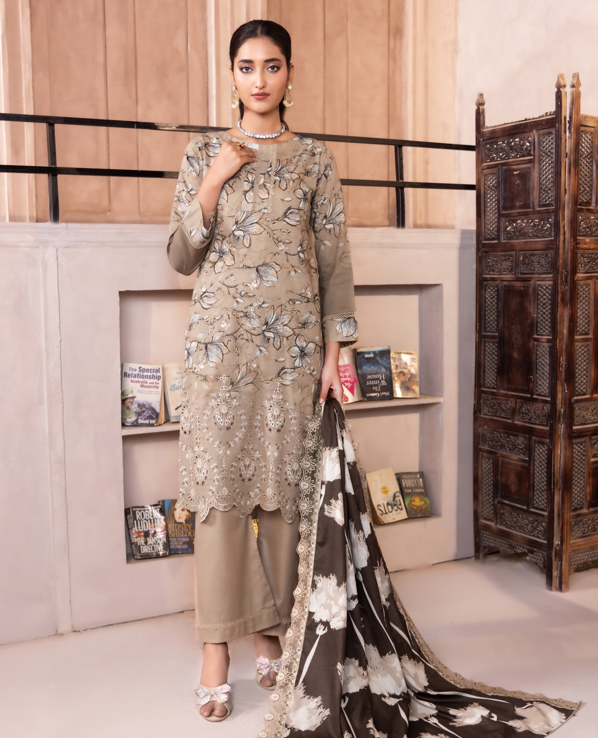 RANG MEHAL – Slub Lawn Digital Print Collection